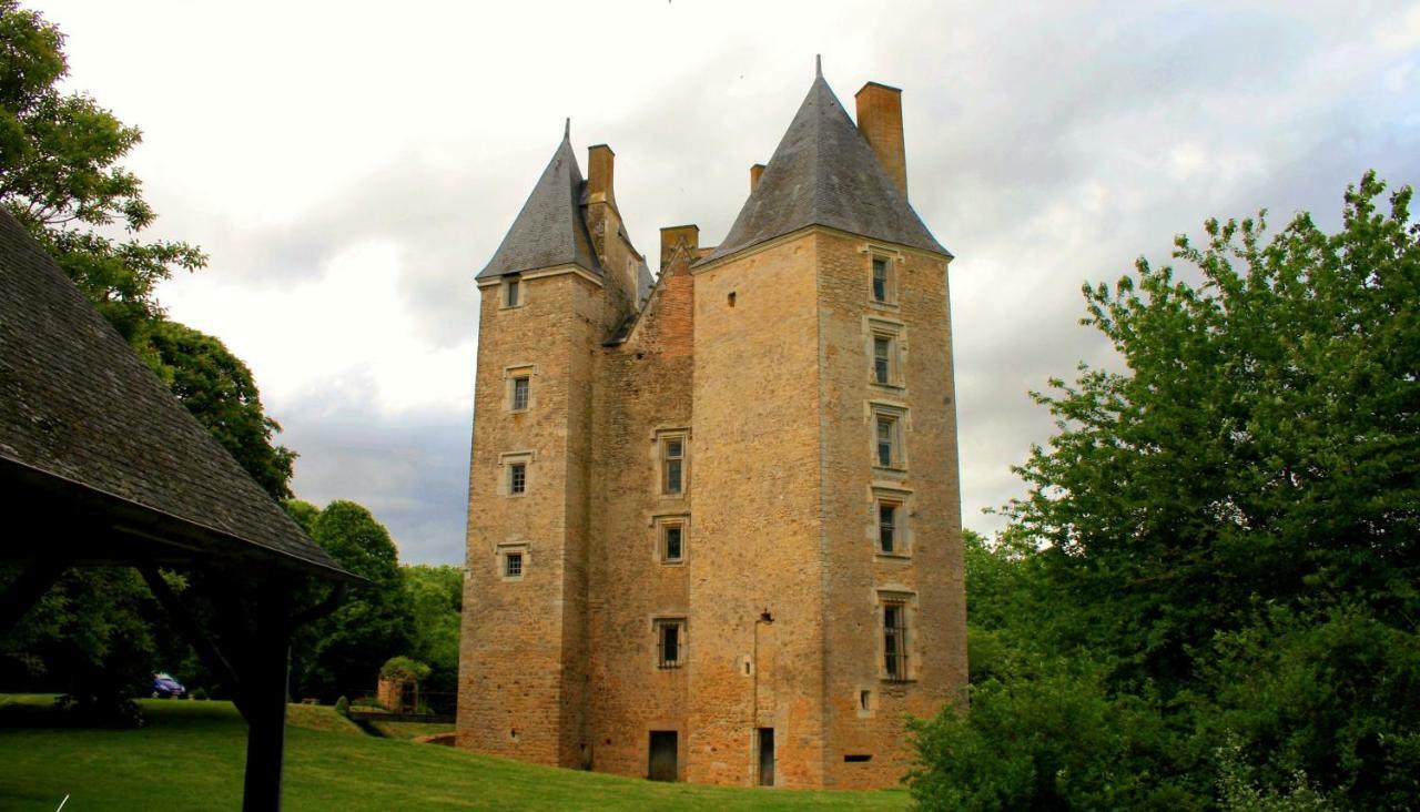 Logis De La Helberdiere Cosse-en-Champagne Exterior photo